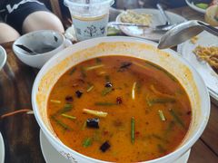 -Chom Cafe and Restaurant