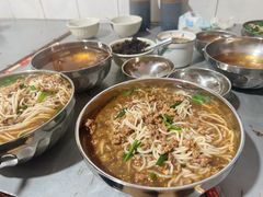 -正宗杨记普洱酸醋米线(总店)