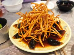 皮蛋拌馓子-靓靓蒸虾(中山公园店)