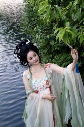 -一揽芳华汉服旗袍体验馆(拙政园店)