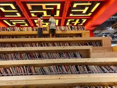-万江图书馆