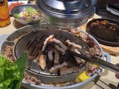 -安小胖韩国烤肉(财富广场画苑小区店)