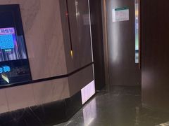 -密苏里·吖咪KTV火吧