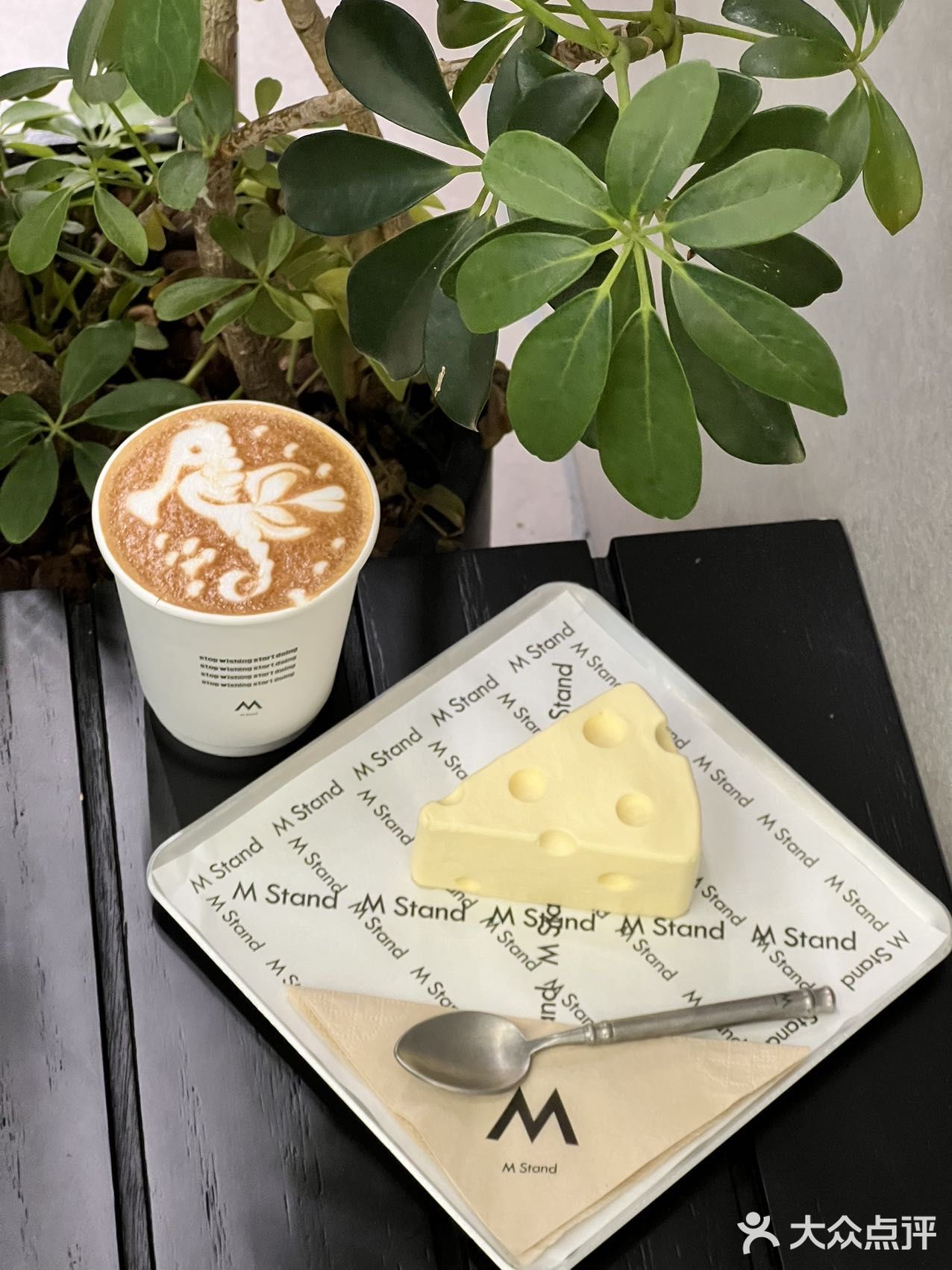 温暖整个冬日下午的M Stand新品☕️🍰
