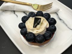 -UNI UNI(环亚凯瑟琳店)