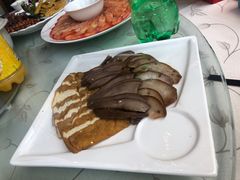 -湖泉水云间餐厅·弥勒地道菜(B座店)