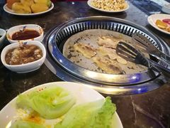 -星海汇海鲜自助烤肉火锅(百大店)