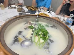 鱼头汤-宝荣鱼馆·临湖之宴(千岛湖店)