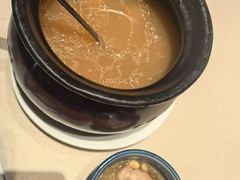 -八府香鸭·啫啫煲(华山路店)