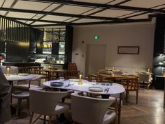 -瑰丽酒店·海吧·天际下午茶·现场DJ·天台酒吧