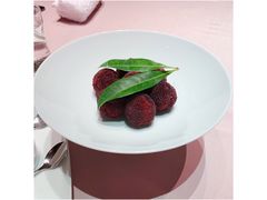 杨梅-新荣记(建国门外大街店)