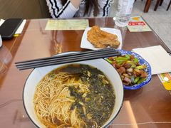 -百年老字号·观振兴蟹黄面·三虾面·苏式面(观前街富仁坊巷店)