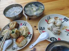 -依云煎包店