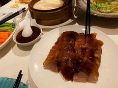 片皮鸭-阳澄湖费尔蒙酒店颐丰阁中餐厅(马鞍山西路店)