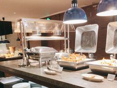 -BLU 全日制餐厅(上海安曼纳卓悦酒店)