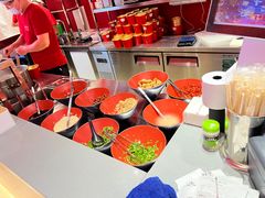-鹤江桥·红油牛肉粉(SKP店)
