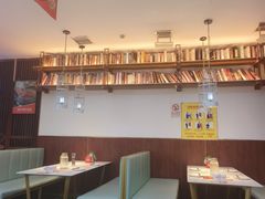 -阿瓦山寨·湘菜现炒·剁椒鱼头王(咸阳总店)