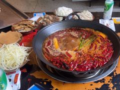 -黄潇洒老火锅(九眼桥宏济巷店)
