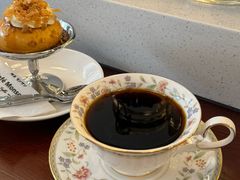 -Café Monson