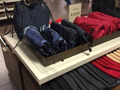 -巴宝莉工厂店/折扣店(工厂店)