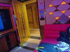-V麦量贩KTV(富康城店)