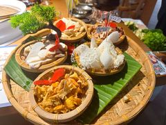 -菌彩云南野生菌火锅(万达广场店)