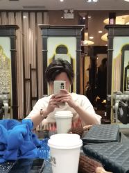 点击看大图 -八佰伴8008星级形象店