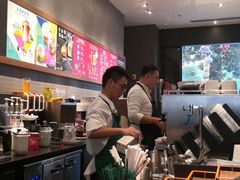 -星巴克(杭州湖滨银泰E区店)