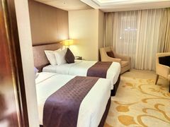 -青岛天瑞星空酒店