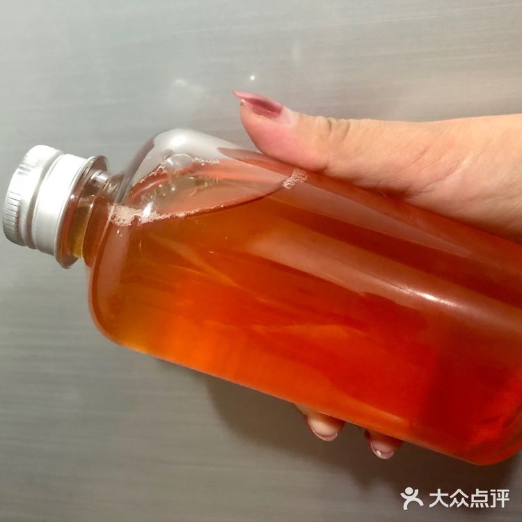 ●刘红杏杏皮水  ●品牌：刘红杏 ●品名：杏皮水