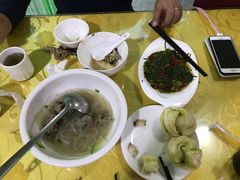 -穆豪麦蒸碗羊羔肉