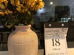 -彳亍咖啡·这里(水湾路店)