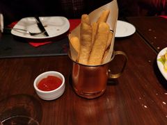 -恰餐厅及酒吧 CHAR Bar & Grill (北京丽都皇冠假日店)