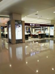 -周大福 CHOW TAI FOOK(新世界百货崇文店)