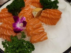 -青瓦餐厅·生鱼片·韩园烤肉(西塔店)