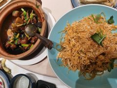 -八府香鸭·啫啫煲(华山路店)