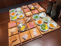 -银米·云南传统过桥米线(双廊黑金冠店)