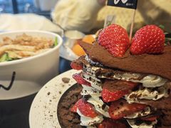 -W COLLECTIVE  DESSERT SHOP