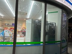 -全家便利店(长江南路站店)