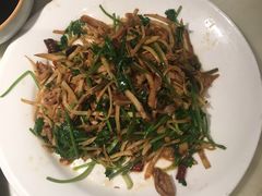 -梁家大院•农家菜(昆山会展中心店)