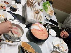 -红鼎豆捞·非遗鲍皇汤火锅(宝丰路店)