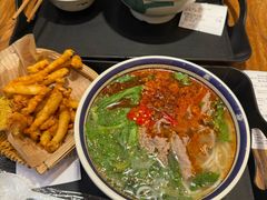 -云阿蛮云南生烫牛肉米线(奉贤路店)