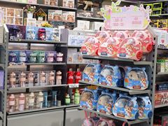 -潮品挚尚(五角场苏宁易购店)