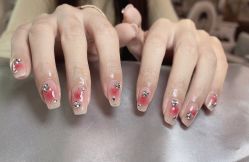 -YCai简薇美甲美睫美妆