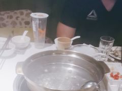 -烹然四季椰子鸡火锅(姚家园万象汇店)