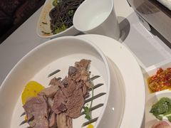-清真·卡德尔大叔新疆主题餐厅(龙汇路店)