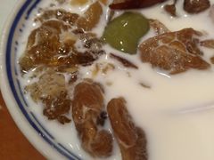 传统牛奶桃胶加芋圆-双喜老铺(人民广场店)