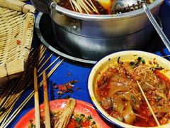 -马路边边麻辣烫联盟路店