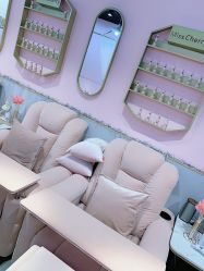 -花系美·美甲美睫精品店