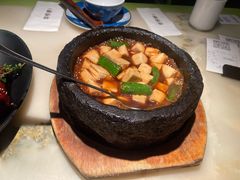 石锅沃豆腐-桂满陇-十里风荷(合生汇店)